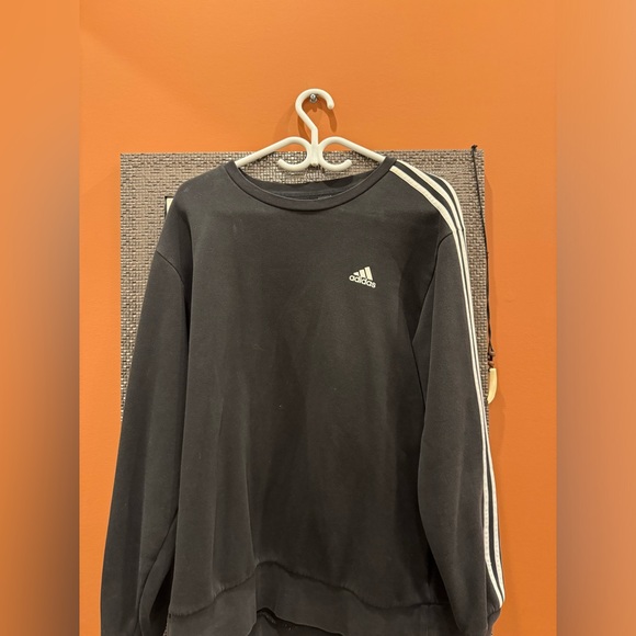 Adidas Crewneck - Picture 2 of 4